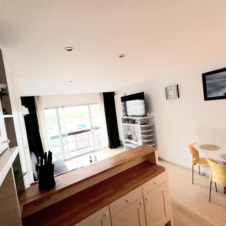 Skyline 2 Apartment *